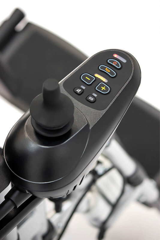 Кресло-коляска COMFORT AUTO (Ширина сиденья 45см)