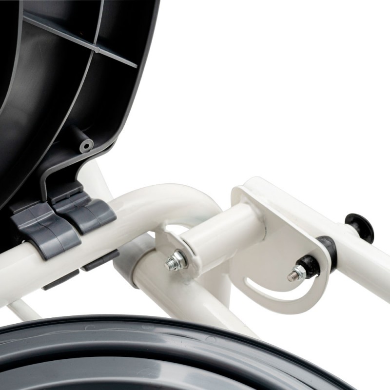 Кресло-туалет WC302, с откидными поручнями