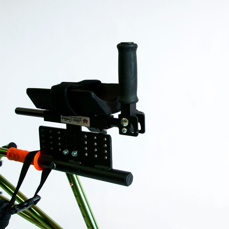 одунки с дополнительной фиксацией (поддержкой) тела, в том числе для больных детским церебральным параличом (ДЦП)